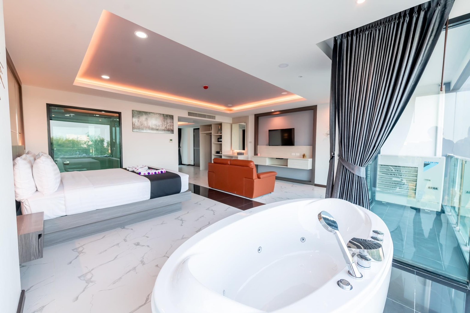 The Proud Hotel Pattaya